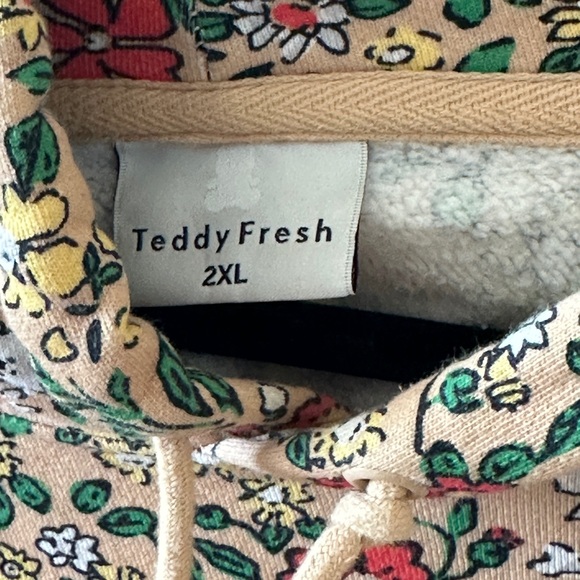 Teddy Fresh Plus Floral Grannie Hoodie - Picture 2 of 2